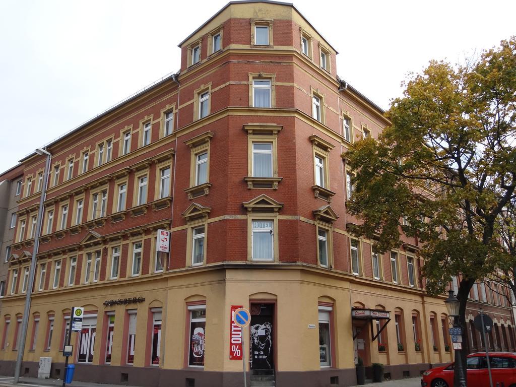 Hotel Elisenhof Кемниц Екстериор снимка