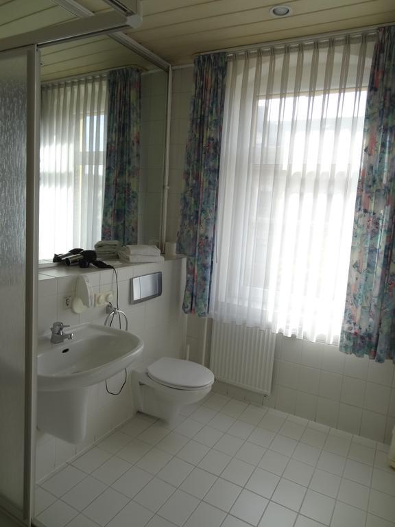 Hotel Elisenhof Кемниц Екстериор снимка